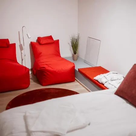 Luttokolo, Apartamento *