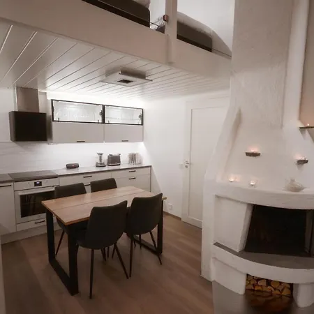 Luttokolo, Apartamento *